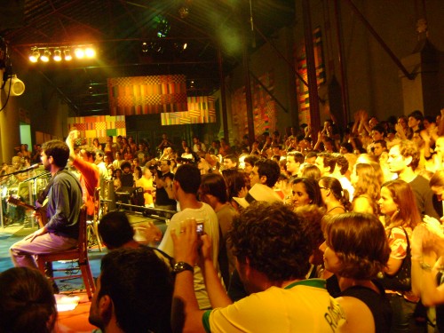 público